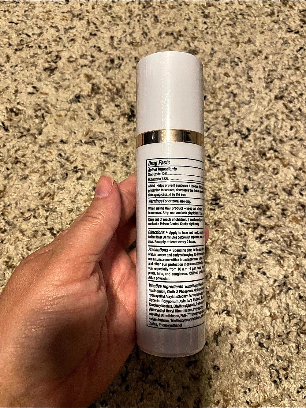 DRMTLGY Universal Tinted Moisturizer SPF 46 - Picture 3 of 4